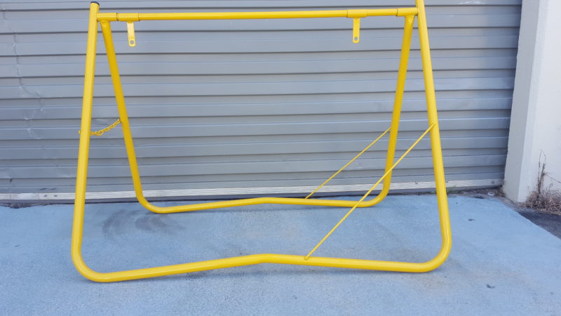 Yellow Swing Stand 900