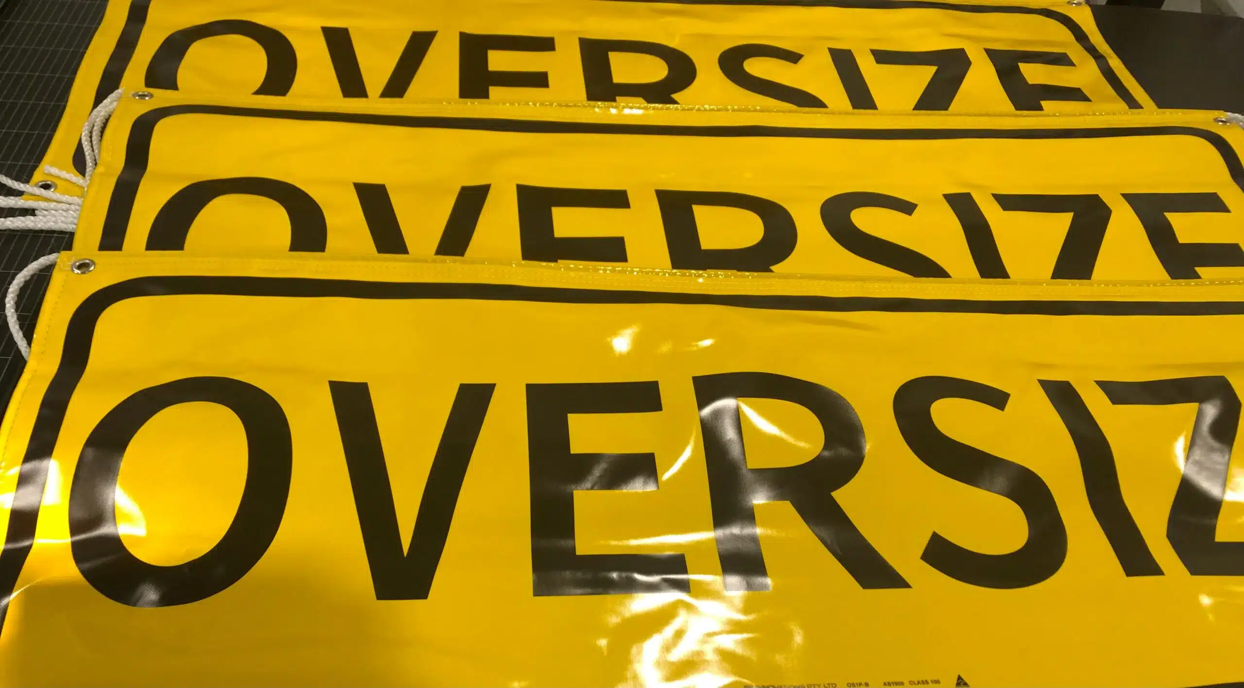 Oversize Banner Class 2 Reflective T2742 - Image 3