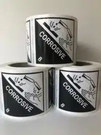 Corrosive class 8 - 500 labels per roll H15193