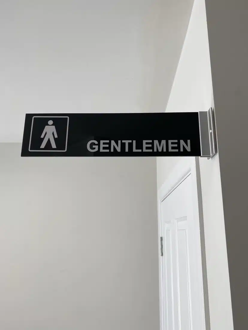 Gentlemen Toilet Acrylic Sign  IN16320 - Image 2