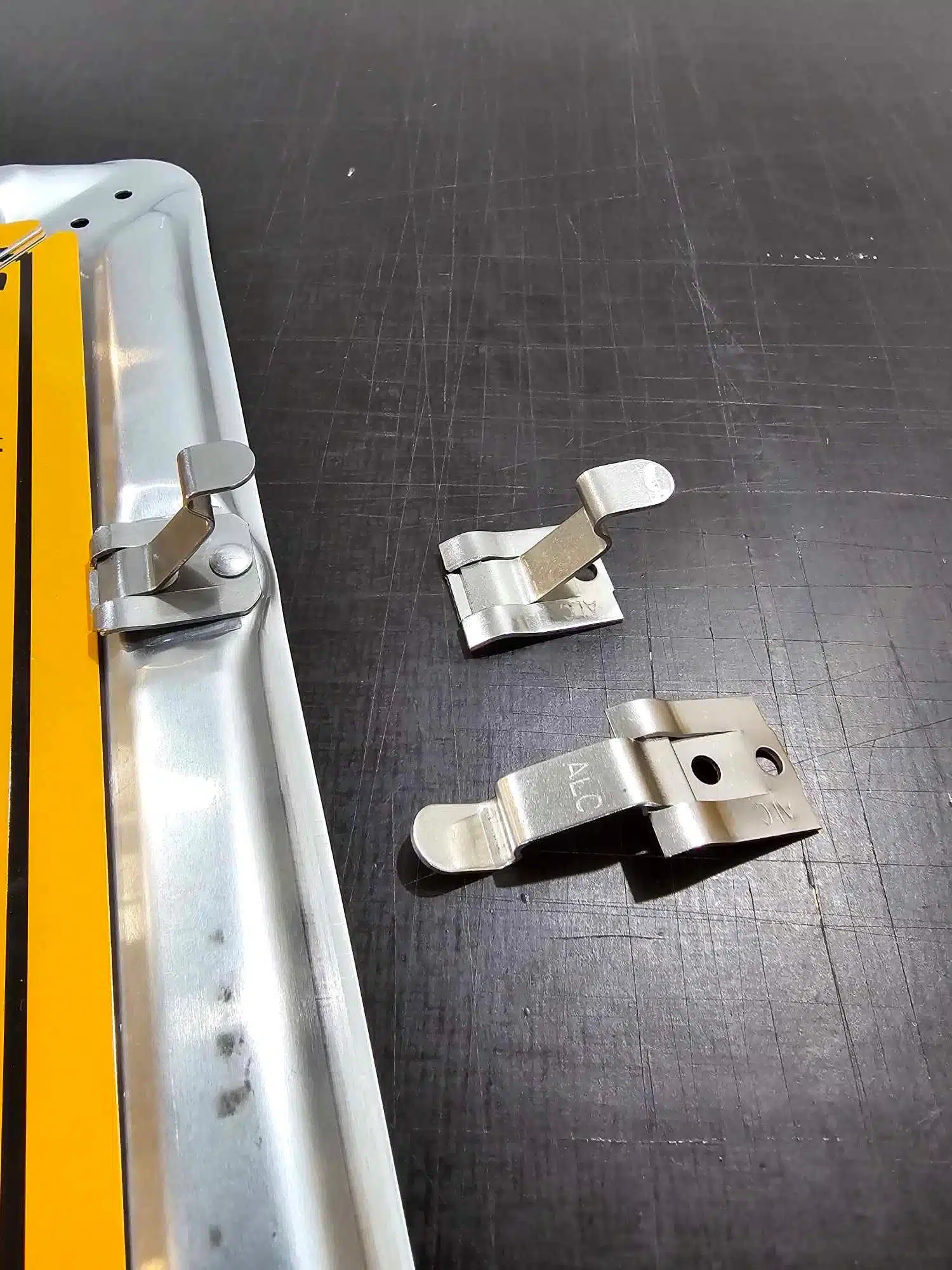 Dangerous Goods Placard Clip  A4029 - Image 2